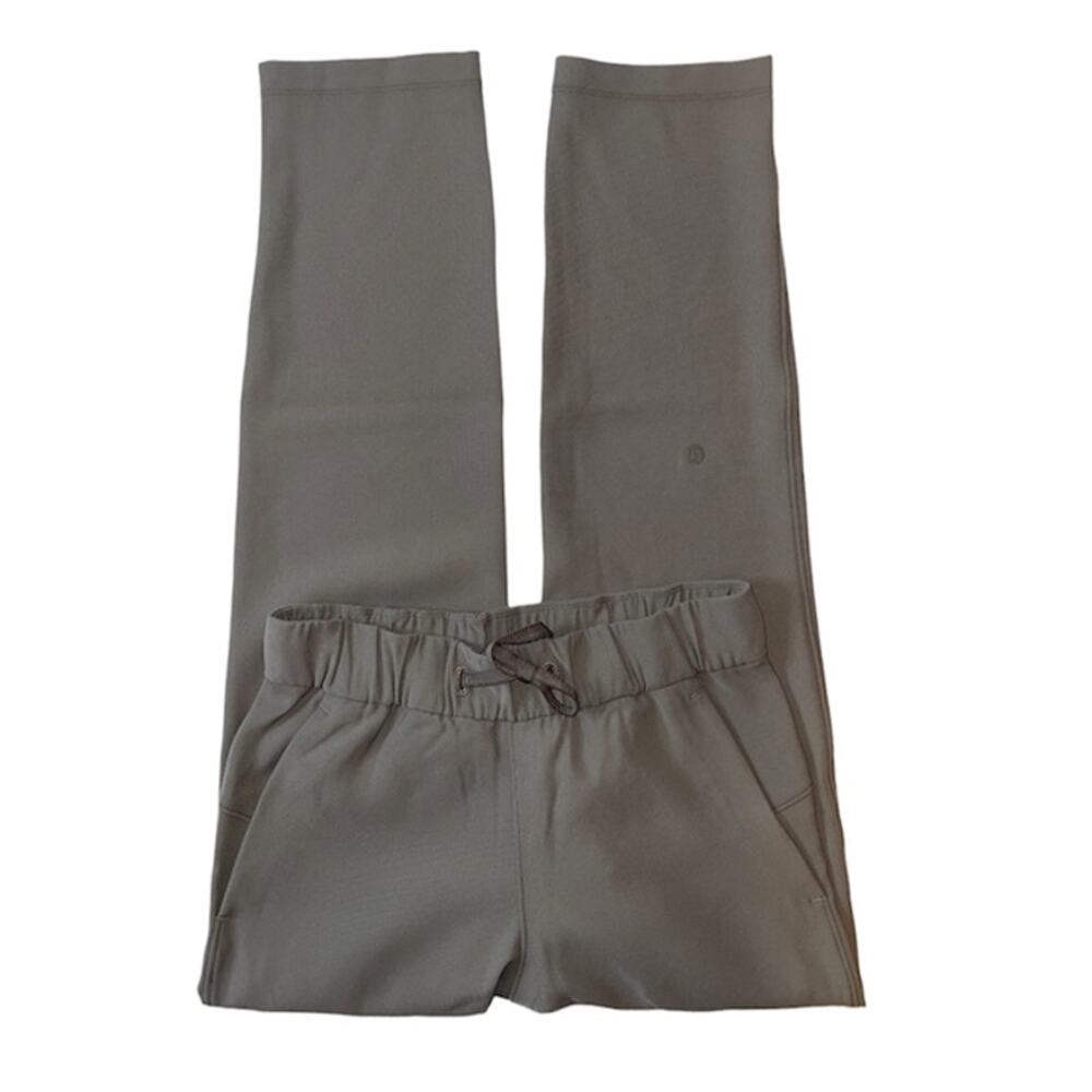 Lululemon On The Fly 7/8 Woven Pants Grey Size 2 BNWT